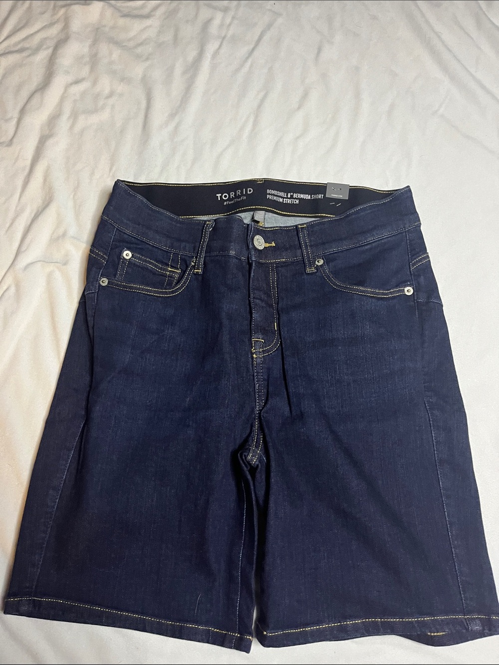 NWT Torrid Bombshell Bermuda Shorts